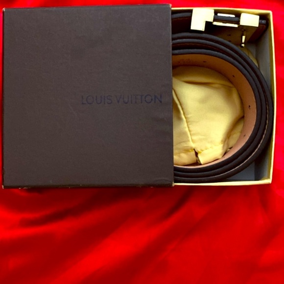 Louis V Belt - Picture 2 of 2